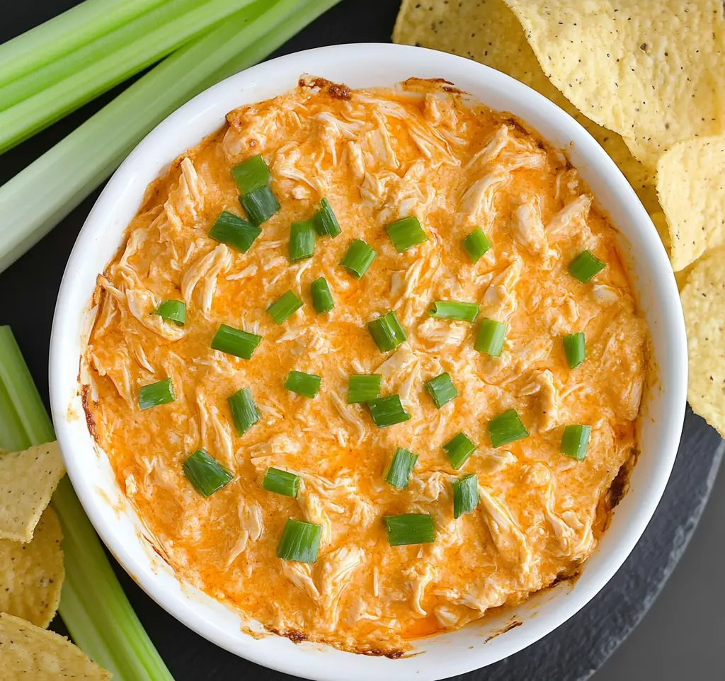 Greek Yogurt Buffalo Chicken Dip