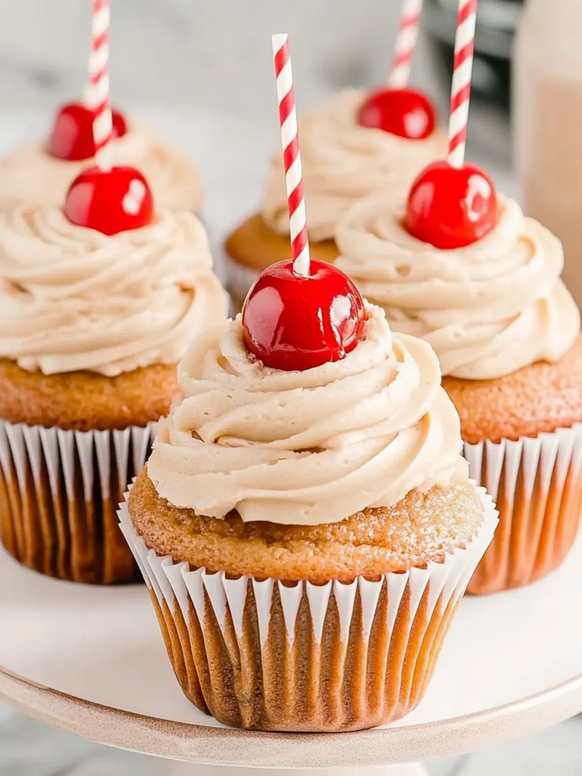 Root Beer Float Cupcakes That Will Delight Your Taste Buds 4 Root Beer Float Cupcakes