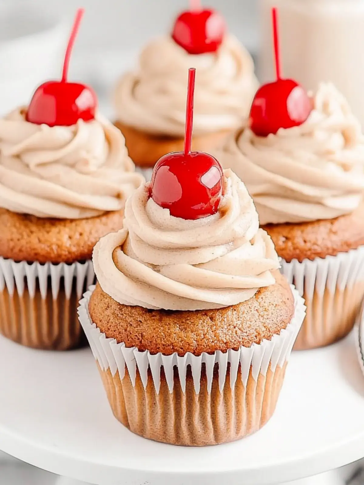 Root Beer Float Cupcakes That Will Delight Your Taste Buds 2 Root Beer Float Cupcakes