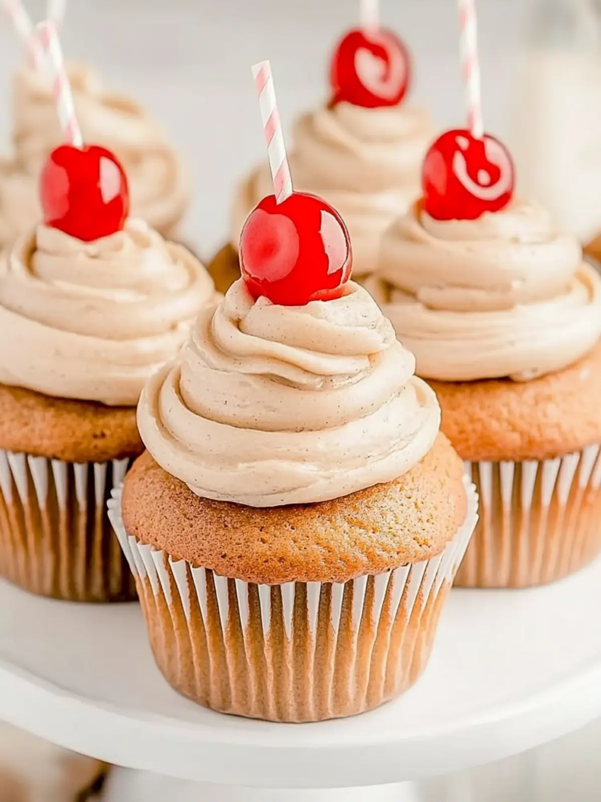 Root Beer Float Cupcakes That Will Delight Your Taste Buds 3 Root Beer Float Cupcakes
