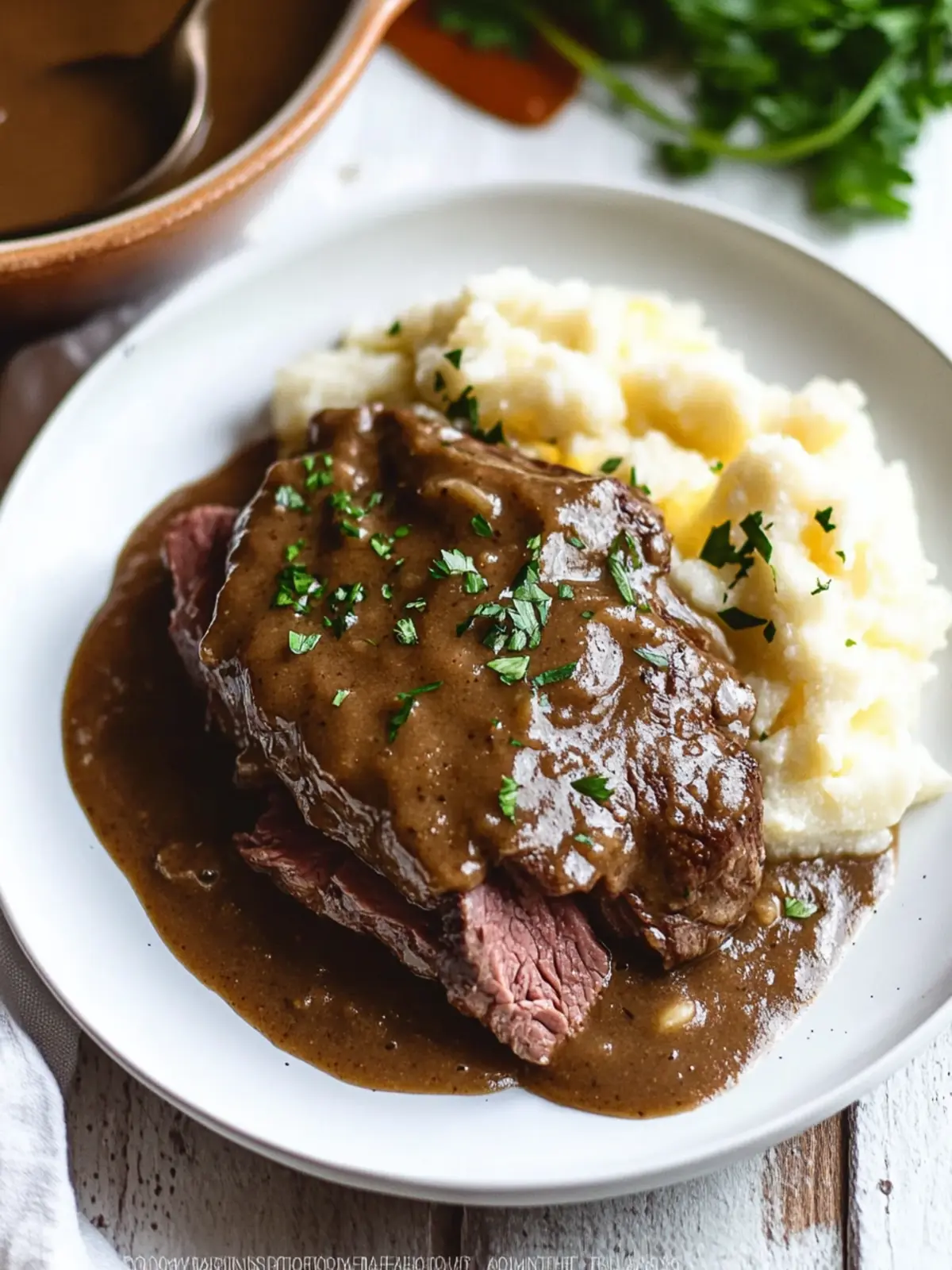 Crock Pot Sirloin Steak and Gravy: Cozy Comfort Done Right 4 Crock Pot Sirloin Steak and Gravy