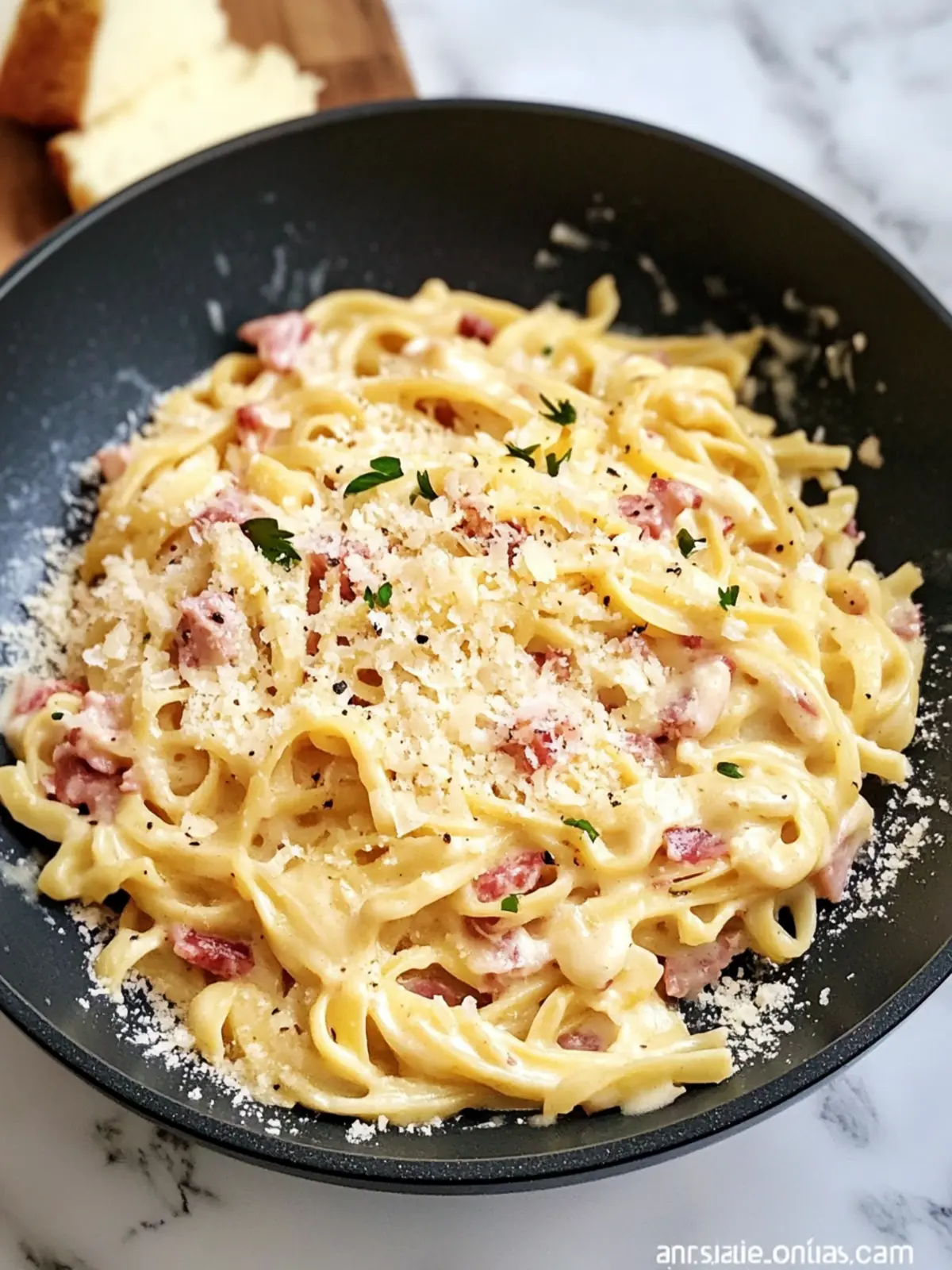 Creamy Cabbage Carbonara: A Tasty Twist on Tradition 3 Cabbage Carbonara